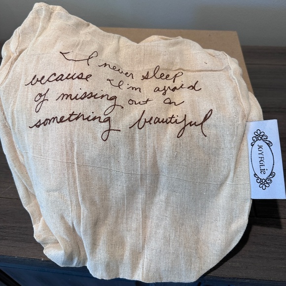 BNIB Joyfolie Women's Yellow Patent Leather Wedges - Picture 8 of 8